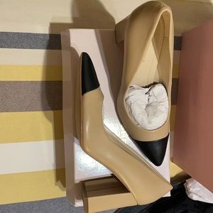 Marc Fisher leather heels